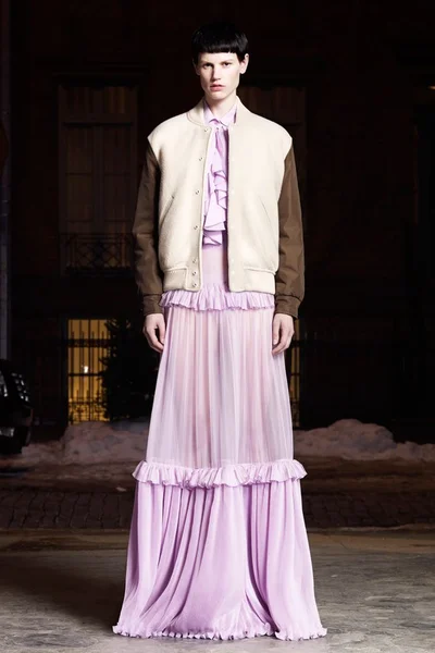 Look 27